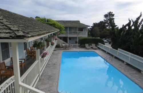 Northeast Carmel Hotel | Carmel Bay View Inn