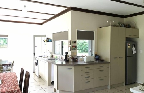 Turangi House | Carmel Cottage Trout Fishing Mountain and Bush Walks