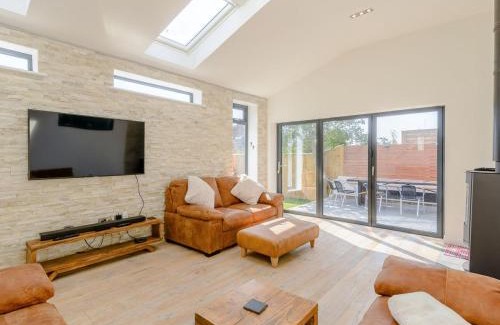 Whitby House | Carmel