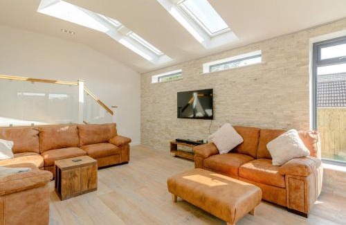 Whitby House | Carmel