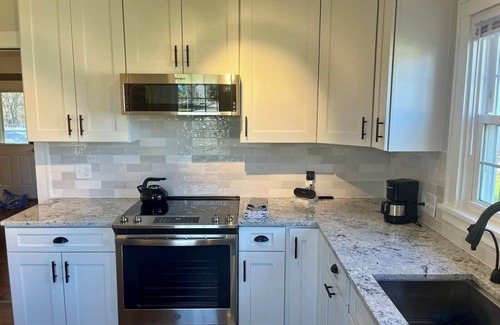 Indianapolis House | Carmel "Homeplace" Cottage - 2BR 1bath