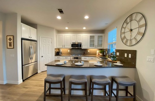 Carmel Valley House | Carmel Valley sanctuary with beautiful canyon views.
