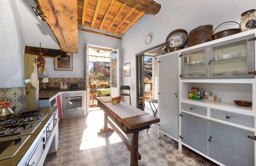 Lucca Historical Center Apartment | Carmine Charme and Terrace - Lucca walled city Tuscany 140 m2.