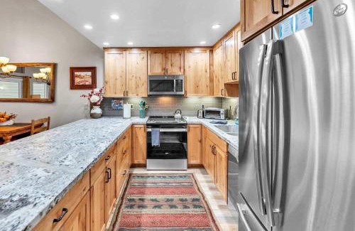 Carnelian Woods House | Carnelian Bay 2BR + Loft Near Beach & Trails