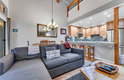 Carnelian Woods Condo | Carnelian Bay 2BR + Loft, Near Beach & Trails