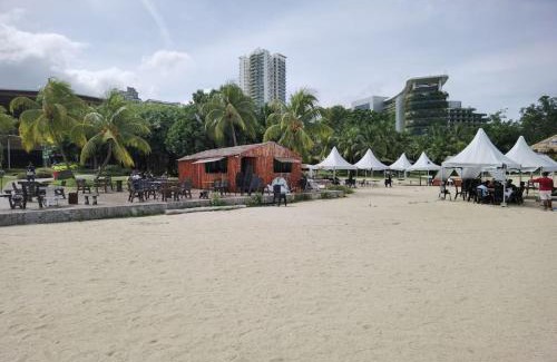 Gelang Patah Apartment | Carnelian Tower Hotel at ForestCity 4102 with WIFI