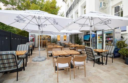 Bucharest Hotel | Carol Park View