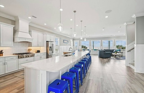 Crescent Beach House | Carolina Breeze- Oceanfront 8BR- Pool, Hot Tub