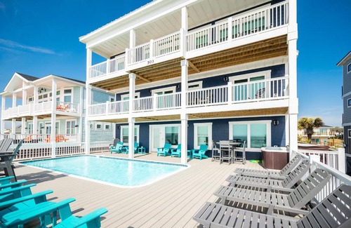 Yaupon Beach House | Carolina Dreamin' by Oak Island Accommodations
