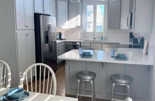 Holden Beach House | Carolina Skies Holden Beach. 3 min walk to beach! Premier Host -Guest Favorite!