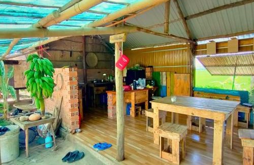 Dong Hoa Hotel | Caroline Farm