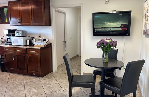 Denham Springs Hotel | Carom Inn Denham Springs-Baton Rouge