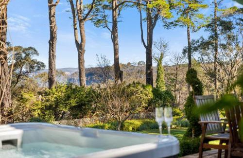 Wentworth Falls House | Carramar House, in the Amphitheatre of Nature