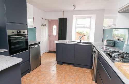 Pembroke Dock House | CARREG GLAS, pet friendly, country holiday cottage in Pembroke Dock
