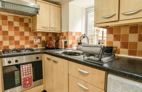 Manod Cottage | CARREG LWYD, pet friendly, with a garden in Blaenau Ffestiniog