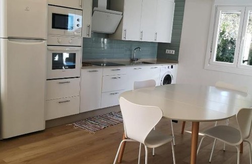 Alcabre Apartment | CarreraHouses Castañal