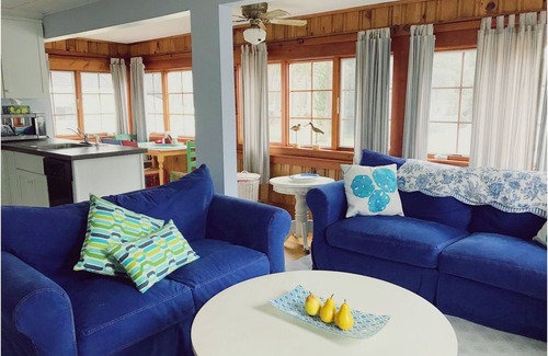 Ogunquit Apartment | Carriage House Appartment with Beautiful Pool in the Heart of Ogunquit