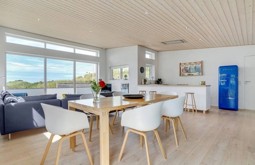Houvig Strand House | "Carstina" - 400m from the sea by Interhome