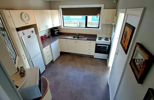 Blenheim House | Carter's Cottage - Blenheim Holiday Home