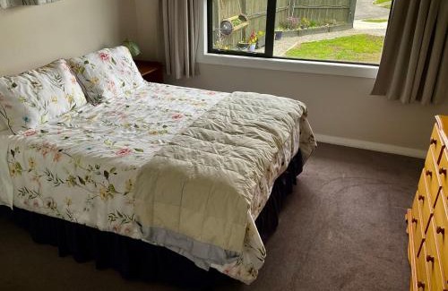 Blenheim House | Carter's Cottage - Blenheim Holiday Home