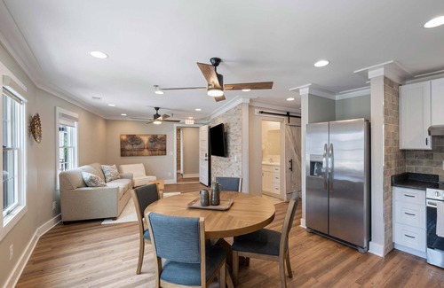 Franklin Condo | Carters Court Serene Suite