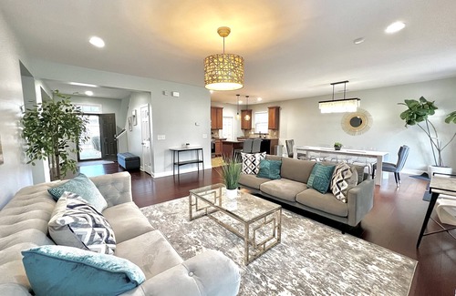 Morrisville House | Cary Family and Pet House