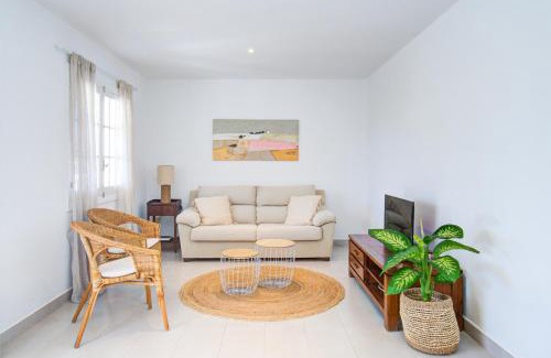 Cala Blanca Villa | Cas Buc - Villa con piscina a pasitos del mar