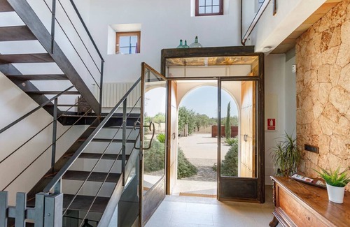 Biniali House | Cas Coix. Jacuzzi, gym & pool