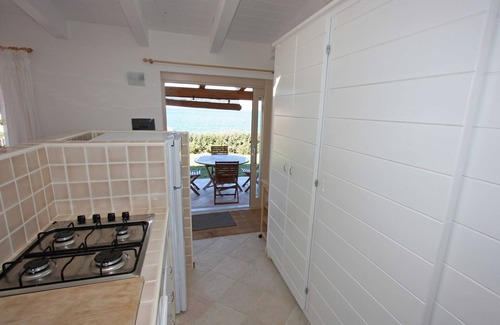 Costa Paradiso House | Casa in Prima Fila, Piscine Naturali Sotto Casa con Vista sul Mediterraneo e BBQ