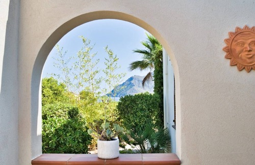Betlem de Marina House | Casa Abeja - mountain and sea views/saltwater pool 5 min to the sea/mountains