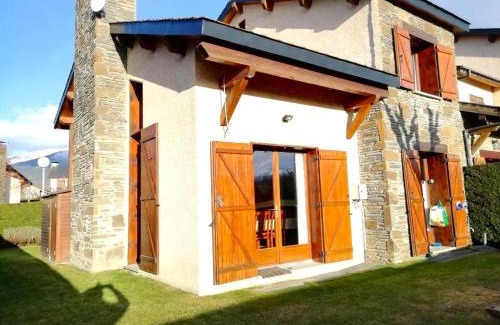 Sainte-Leocadie House | Casa adosada para familias en Santa Leocadia