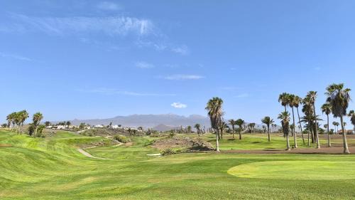 Complejo turistico Amarilla Golf Apartment | CASA AGATHA - 3 terraces, AC, tv channels, 2 bedrooms & bathrooms, heated pool