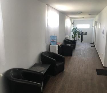 Sandulesti House | Casa Albă