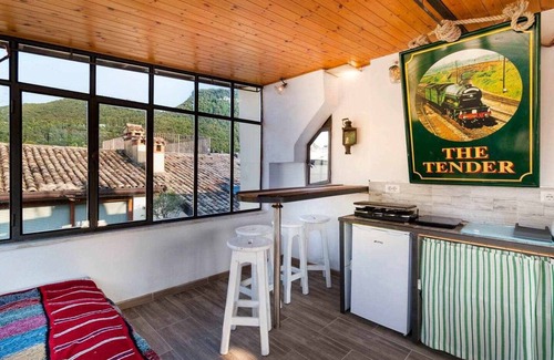 Garda House | Casa Aldina- historic centre, glazed roof veranda