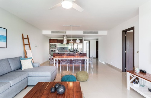 Puerto Juarez Condo | Casa Almajuma 415 S (2-Bedroom Condo) with Pool - Handicap accessible by RedAwning
