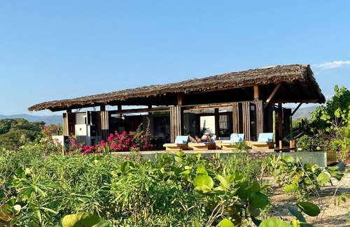 Puerto Escondido Villa | Casa Altanera