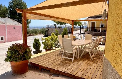 Moratalla Ski Chalet | Casa AMARILLA 3 RAPIA
