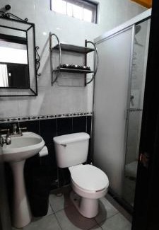 Leon House | Casa AMPLIA en excelente UBICACIÓN!