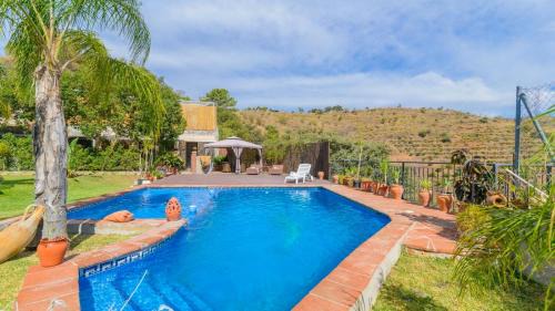 Guaro House | Casa Ana de Guaro by Ruralidays