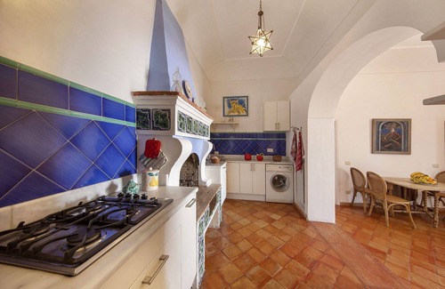 Positano House | Casa Angels with shared pool