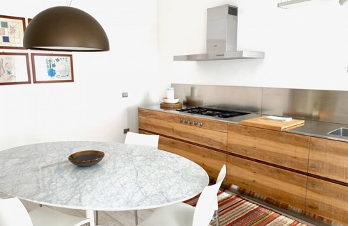 Santa Croce Apartment | Casa Anna - elegance - brightness - canal view