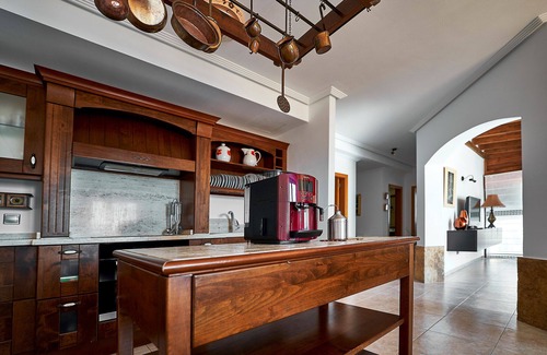 Bahia Calma Apartment | Casa Anna, modern with rustic design