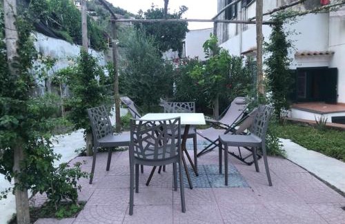 Maiori House | Casa Annalí - House and garden by the Amalfi Coast