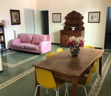 Piombino Apartment | “Casa Annarosa” ampio appartamento nel cuore di Piombino