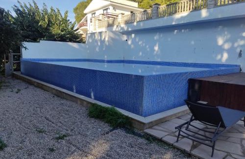 Alcanar House | Casa Anton - Villa ideal familias y grupos grandes, piscina privada