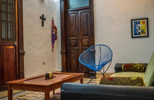 Zona Paseo Montejo House | Casa Armadillo, colonial house with pool