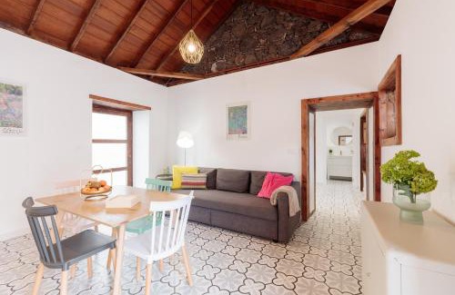 Los Llanos House | Casa Azucena