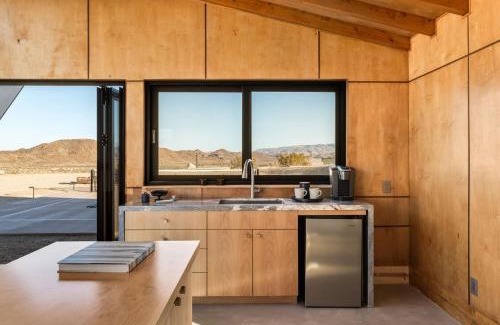 Joshua Tree House | Casa Azzurra by Fieldtrip Moroccan Inspired Artists Compound