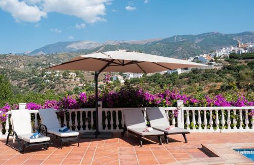 Canillas de Albaida House | Casa Bán