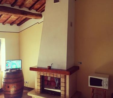 Campiglia d'Orcia Apartment | Casa Bandino
